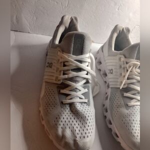 On Cloud Cloudswift 3 Womens 10.5 US White Gray Athletic Running Shoes Sneakers